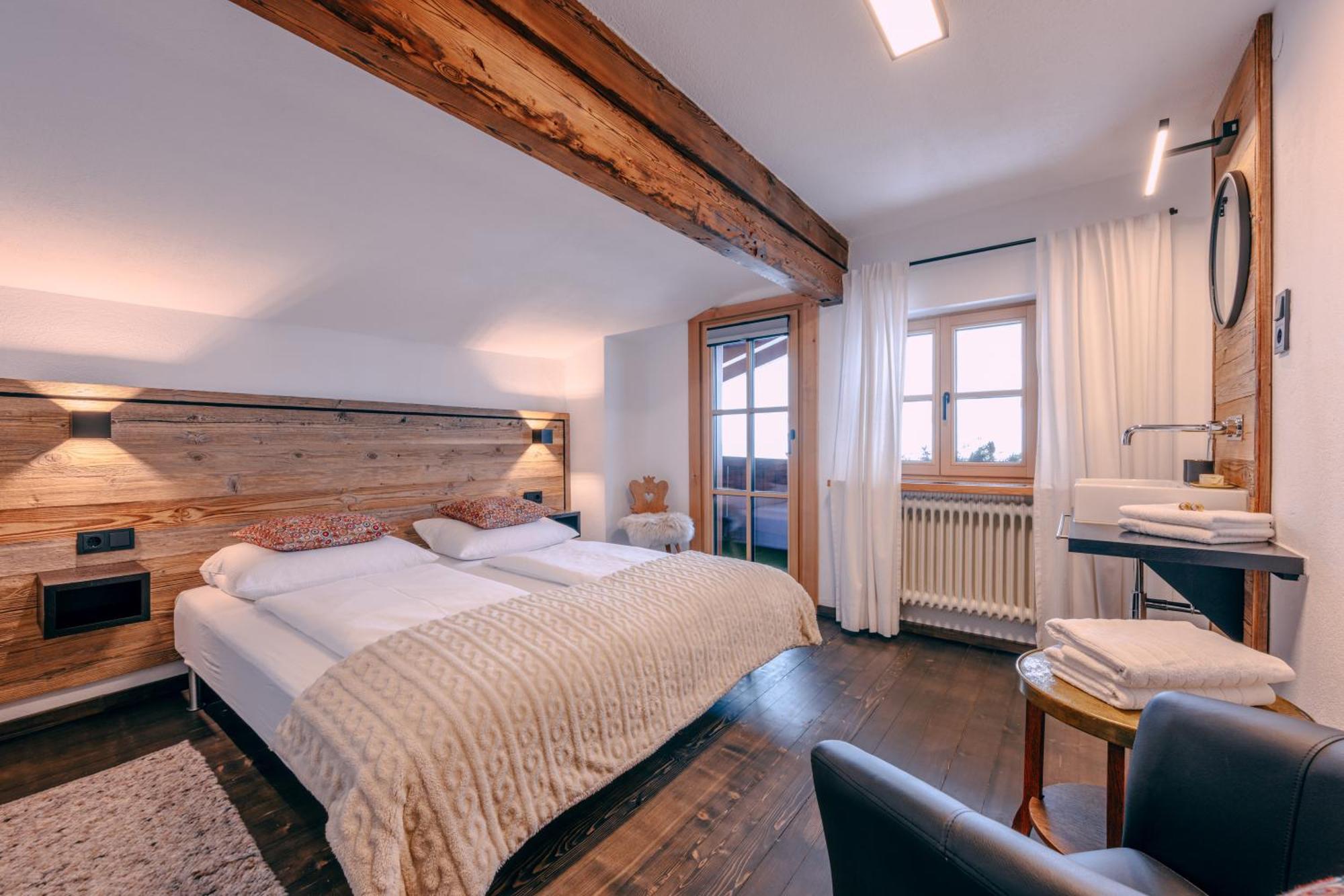 Haus Richard Falch - Inklusive Kostenloser Premium-Sommerkarte Санкт-Антон-ам-Арльберг Экстерьер фото